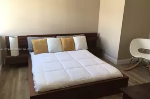 1800 Collins Ave, Miami Beach, FL 33139 - Photo 11