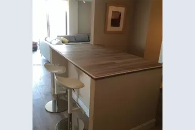 1800 Collins Av #9A, Miami Beach, FL 33139 - Photo 9