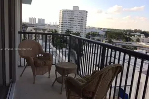 1800 Collins Ave, Miami Beach, FL 33139 - Photo 23