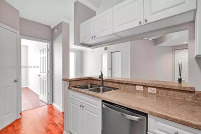 17150 N Bay Rd #2802, Sunny Isles Beach, FL 33160 - Photo 11