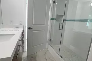 2681 N Flamingo Rd, Sunrise, FL 33323 - Photo 7