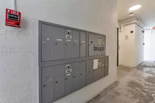 620 SW 10th St, Miami, FL 33130 - Photo 21