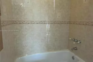 2647 NW 33rd St, Oakland Park, FL 33309 - Photo 13