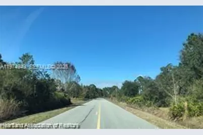 505 Hallmark Avenue, Lake Placid, FL 33852 - Photo 3