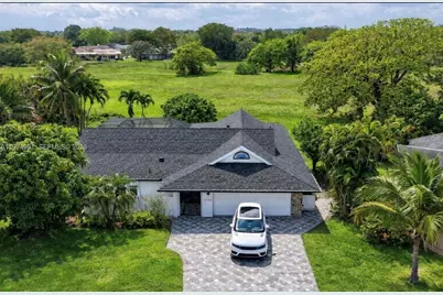 5706 Guava Dr, Tamarac, FL 33319 - Photo 1