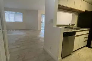 9701 Westview Dr, Coral Springs, FL 33076 - Photo 11