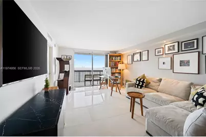 2333 Brickell Ave #1909, Miami, FL 33129 - Photo 7