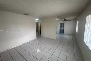 1876 NW 6th St, Miami, FL 33125 - Photo 3
