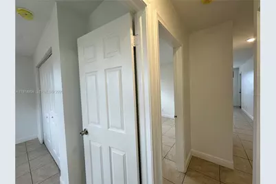 5621 SW 36th Ct #201, Davie, FL 33314 - Photo 15