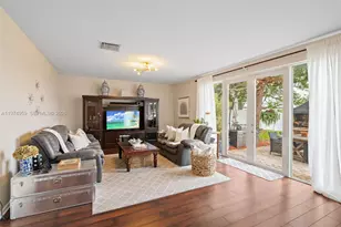 15562 SW 54th Ct, Miramar, FL 33027 - Photo 5