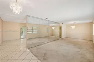 10262 SW 27th St, Miami, FL 33165 - Photo 3