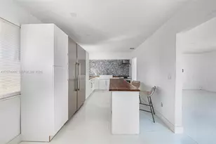 276 NW 40th St, Miami, FL 33127 - Photo 15