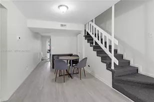 11180 NW 35th St, Sunrise, FL 33351 - Photo 9