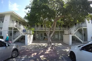6835 Rue Versailles, Miami Beach, FL 33141 - Photo 23
