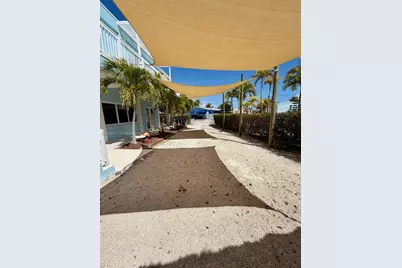 212 Banyan Ln, Tavernier, FL 33070 - Photo 35