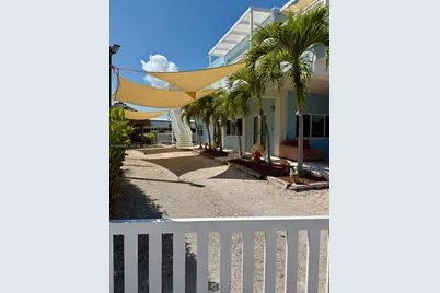 212 Banyan Ln, Tavernier, FL 33070 - Photo 5