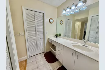318 Lakeview Dr #203, Weston, FL 33326 - Photo 21