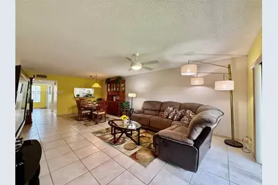 318 Lakeview Dr #203, Weston, FL 33326 - Photo 15