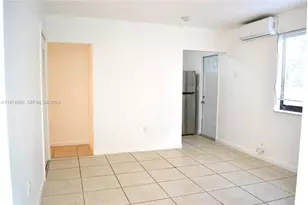 1035 SW 4th St, Miami, FL 33130 - Photo 3