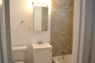 1035 SW 4th St, Miami, FL 33130 - Photo 11