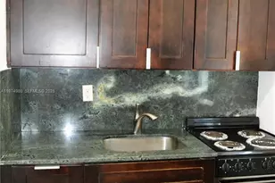 1035 SW 4th St, Miami, FL 33130 - Photo 7