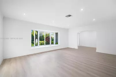 8265 SW 145th St, Palmetto Bay, FL 33158 - Photo 11