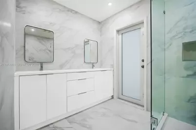 8265 SW 145th St, Palmetto Bay, FL 33158 - Photo 9