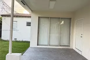 345 SW 49th Ave, Miami, FL 33134 - Photo 17