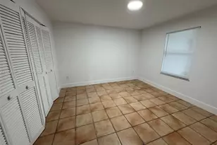 211 W 33rd St, Hialeah, FL 33012 - Photo 7