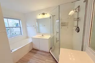 622 Carrington Ln, Weston, FL 33326 - Photo 27