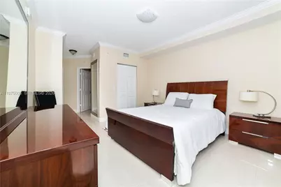 17100 N Bay Rd #1815, Sunny Isles Beach, FL 33160 - Photo 9