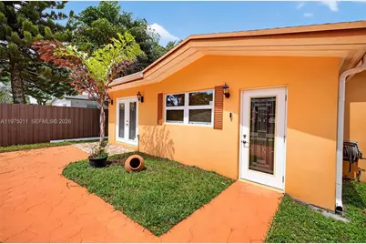 2543 Liberty St, Hollywood, FL 33020 - Photo 3