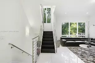 6671 NW 105th Pl, Doral, FL 33178 - Photo 5