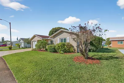 7613 NW 67th Ave, Tamarac, FL 33321 - Photo 35