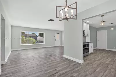 7613 NW 67th Ave, Tamarac, FL 33321 - Photo 11