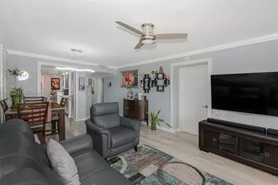 13705 SW 12th St #104B, Pembroke Pines, FL 33027 - Photo 15