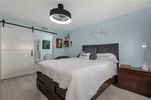 13705 SW 12th St, Pembroke Pines, FL 33027 - Photo 5