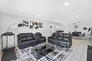 9403 SW 76th St, Miami, FL 33173 - Photo 1