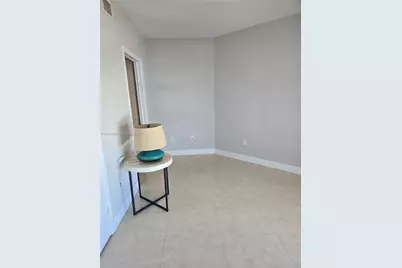 350 S Miami Ave #3507, Miami, FL 33130 - Photo 15