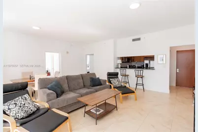 31 SE 5th St #4121, Miami, FL 33131 - Photo 3