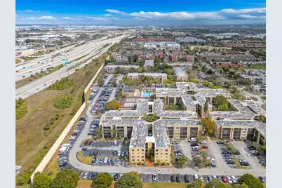 8615 NW 8th St #421, Miami, FL 33126 - Photo 21