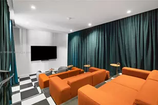 11 NE 6th St, Miami, FL 33132 - Photo 39