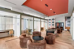 11 NE 6th St, Miami, FL 33132 - Photo 29