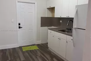 1325 NW 124th St, North Miami, FL 33167 - Photo 5