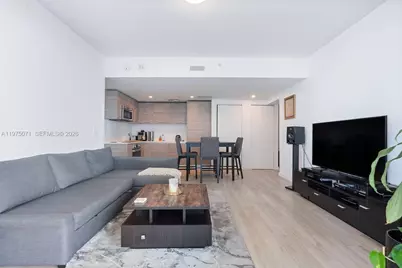 1300 S Miami Ave #2807, Miami, FL 33130 - Photo 3