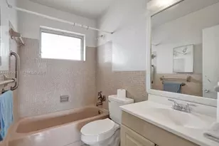 4731 NW 10th Ct, Plantation, FL 33313 - Photo 13