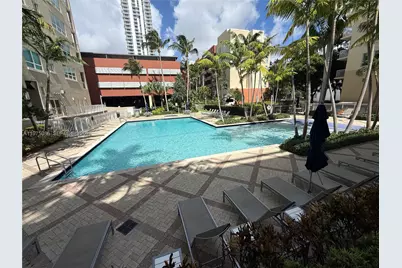 2001 Biscayne Blvd #2402, Miami, FL 33137 - Photo 51