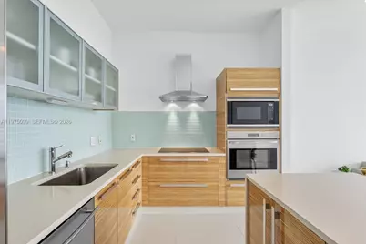 2020 N Bayshore Dr #605, Miami, FL 33137 - Photo 3