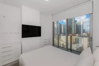 227 NE 2nd St #2206, Miami, FL 33132 - Photo 11
