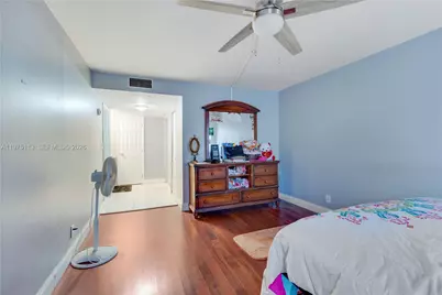 4848 NW 24th Ct #215, Lauderdale Lakes, FL 33313 - Photo 17